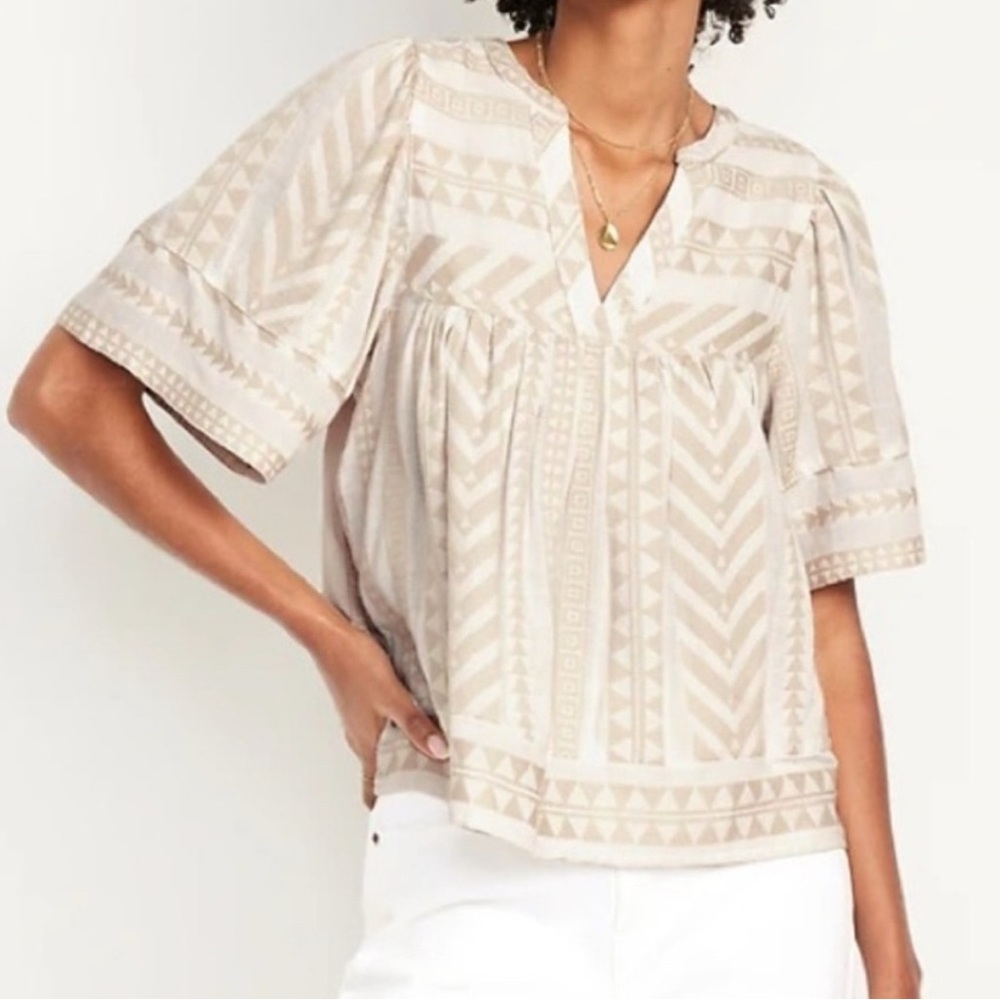 Old Navy Cream and White Textured  Relaxed Fit Shirt